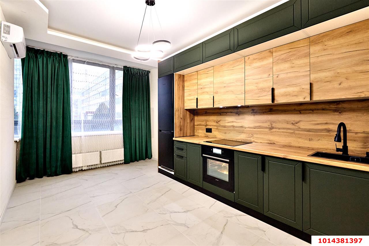 Фото №1: 1-комнатная квартира 42 м² - Краснодар, жилой комплекс Аквамарин, ул. Уральская, 75к2