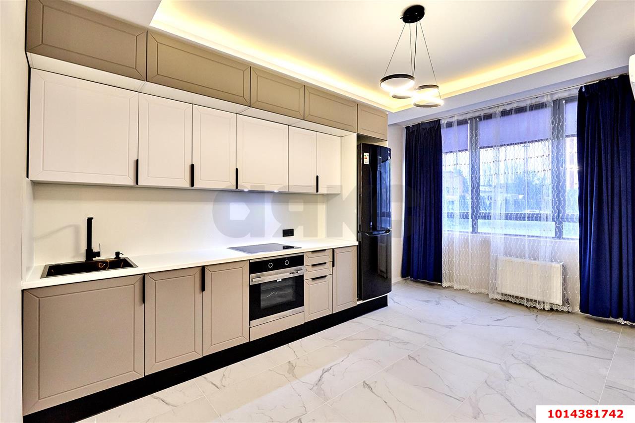 Фото №1: 1-комнатная квартира 43 м² - Краснодар, жилой комплекс Аквамарин, ул. Уральская, 75к2