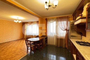 Фото №4: 5+-комнатная квартира 175 м² - Тула, мкр. Советский территориальный округ, ул. Льва Толстого, 132