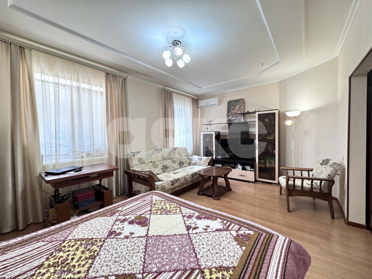Фото №2: 1-комнатная квартира 46 м² - Горячий Ключ, Администрация, ул. Ленина, 212А