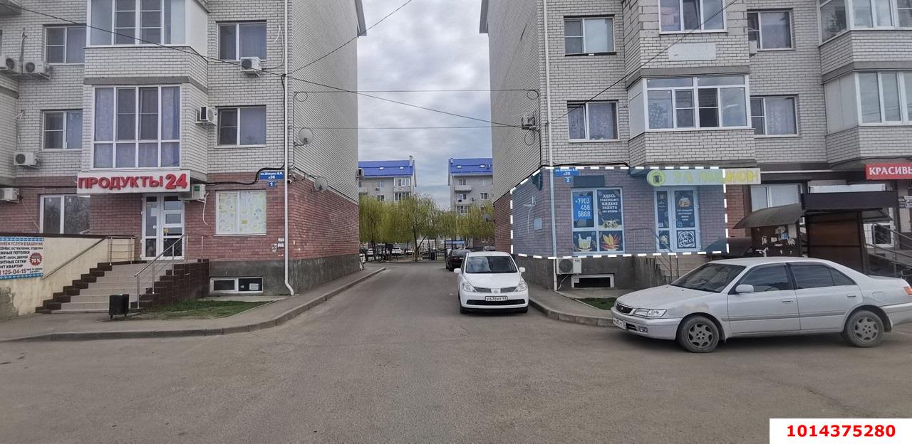 Фото №2: Торговое помещение 35 м² - Краснодар, жилой комплекс Новый Город, ул. Шевцова, 36/2