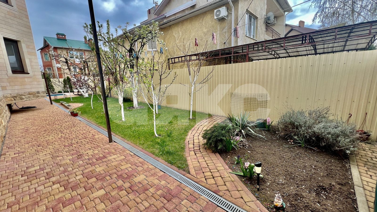 Фото №8: Коттедж 303 м² + 6 сот. - Анапа, Алексеевка, ул. Таёжная, 19