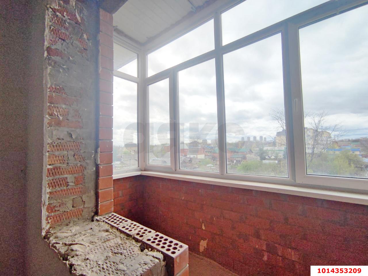 Фото №1: 1-комнатная квартира 36 м² - Краснодар, Пашковский, ул. Карасунская, 257