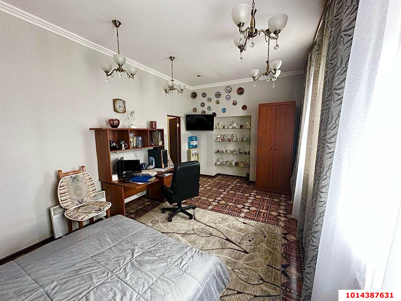 Фото №6: Дом 434 м² + 8 сот. - Краснодар, Завод Радиоизмерительных Приборов, ул. Островная, 38