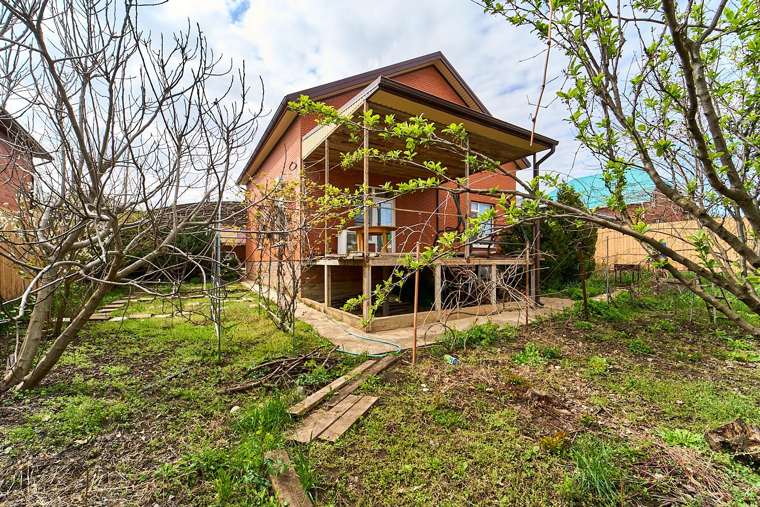 Фото №16: Дом 190 м² + 6.24 сот. - Знаменский, мкр. Карасунский внутригородской округ, ул. Платиновая, 17