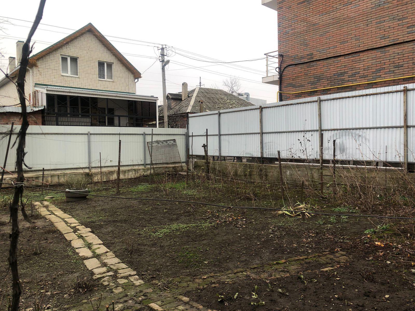 Фото №1: Земельный участок 4 сот. - Краснодар, Карасунский внутригородской округ, мкр. Хлопчато-бумажный Комбинат, пр-д 2-й Ялтинский, 20