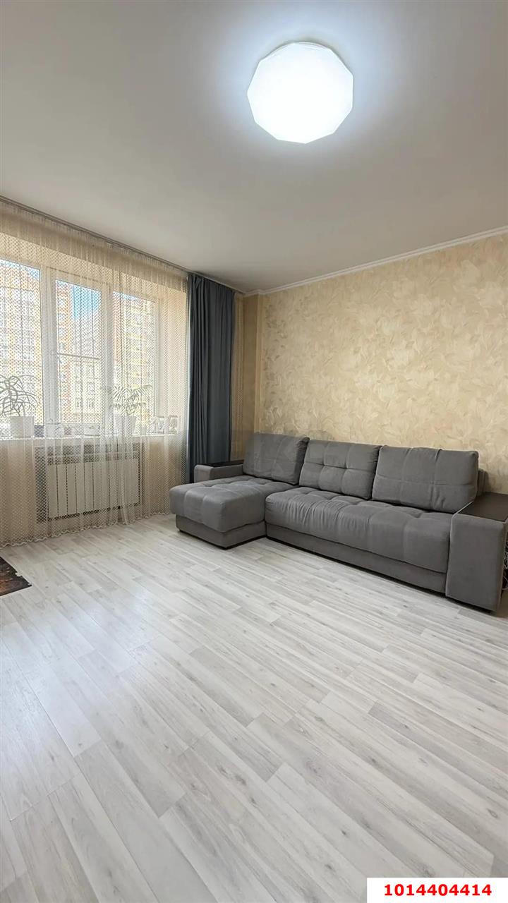 Фото №1: 2-комнатная квартира 61 м² - Краснодар, Прикубанский внутригородской округ, мкр. Краевая Клиническая Больница, ул. Восточно-Кругликовская, 94