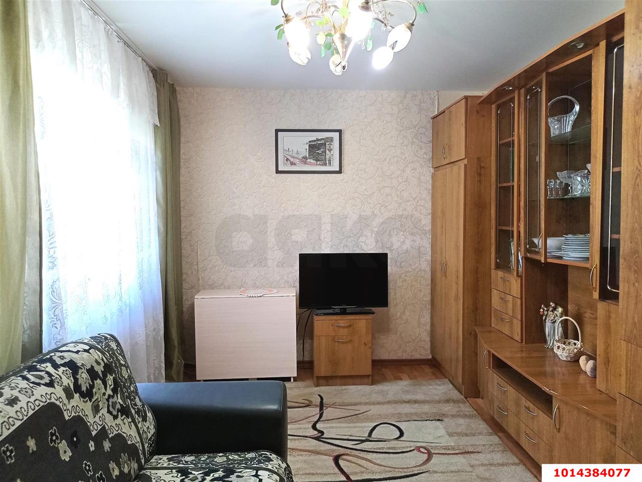 Фото №1: 2-комнатная квартира 52 м² - Знаменский, Карасунский внутригородской округ, ул. Гагарина, 14