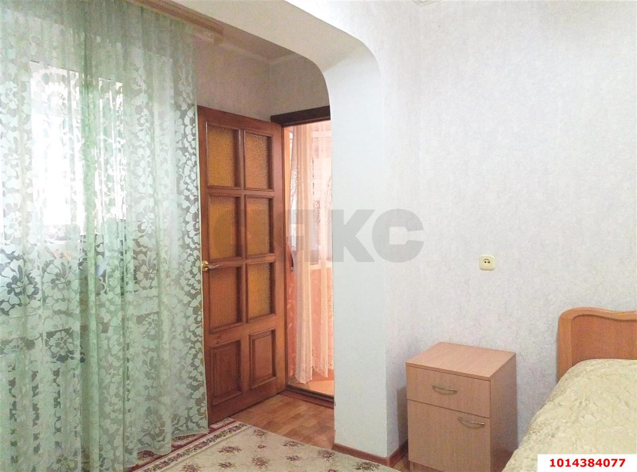 Фото №3: 2-комнатная квартира 52 м² - Знаменский, Карасунский внутригородской округ, ул. Гагарина, 14