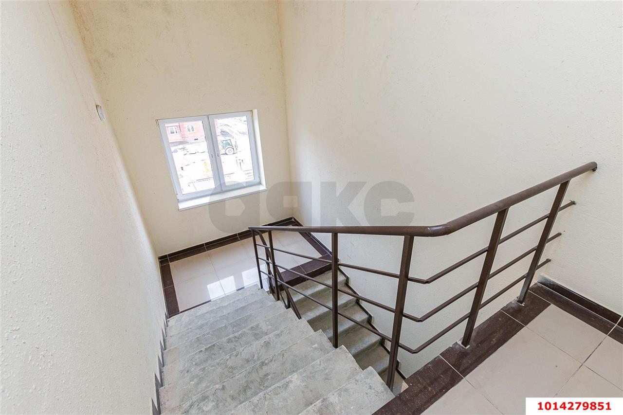 Фото №2: 1-комнатная квартира 36 м² - Новая Адыгея, жилой комплекс Мега, ул. Бжегокайская, 90/3к4