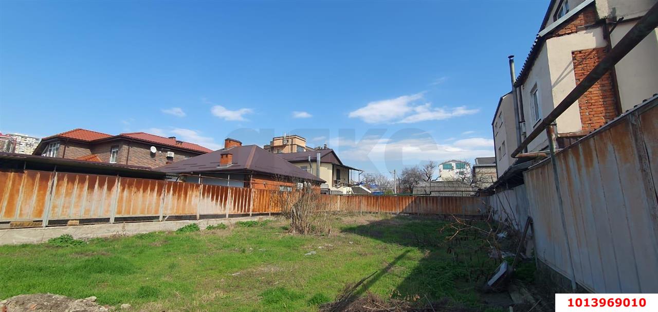 Фото №1: Дом 68 м² + 6.42 сот. - Краснодар, Центральный внутригородской округ, мкр. Центральный, ул. Костылева, 194