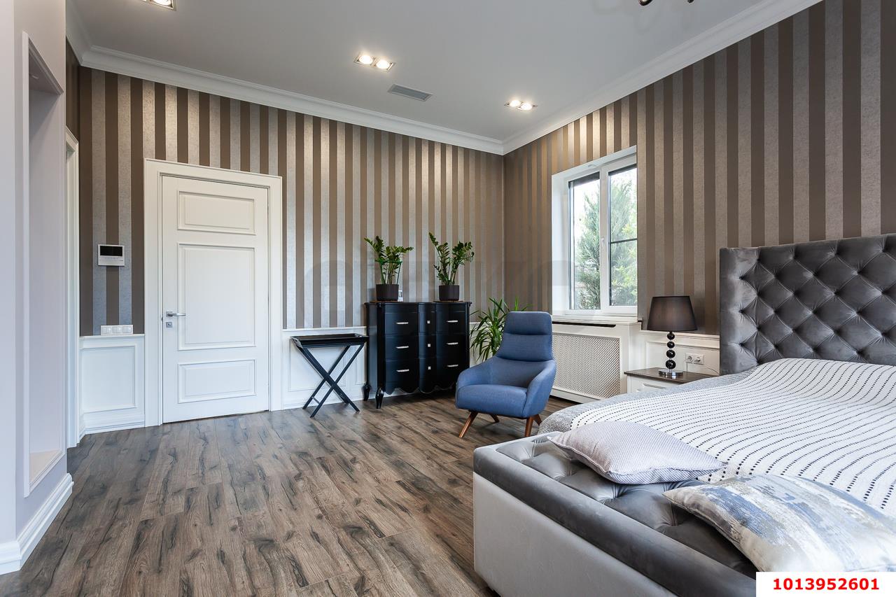 Фото №2: Дом 480 м² + 15 сот. - Краснодар, 2-я Площадка, ул. Взлётная, 23