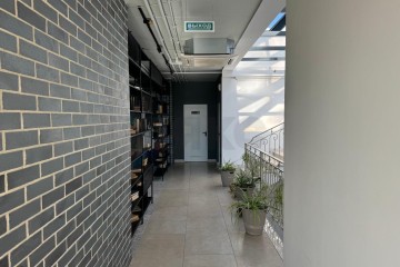 Фото №2: Офисное помещение 300 м² - Краснодар, мкр. Центральный, ул. Северная, 365