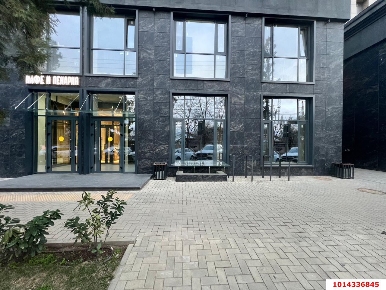 Фото №5: Торговое помещение 146 м² - Краснодар, жилой комплекс Аврора, ул. имени Дзержинского, 95