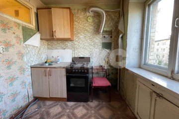 Фото №1: 4-комнатная квартира 60 м² - Новомосковск, мкр. Сокольники, ул. Шахтёрская, 20