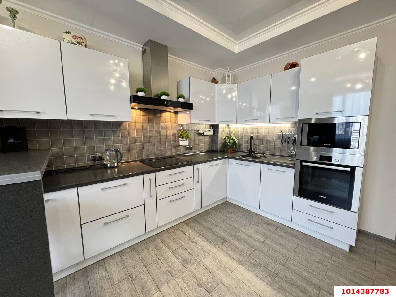 Фото №2: 2-комнатная квартира 100 м² - Краснодар, Центральный, ул. Ломоносова, 97