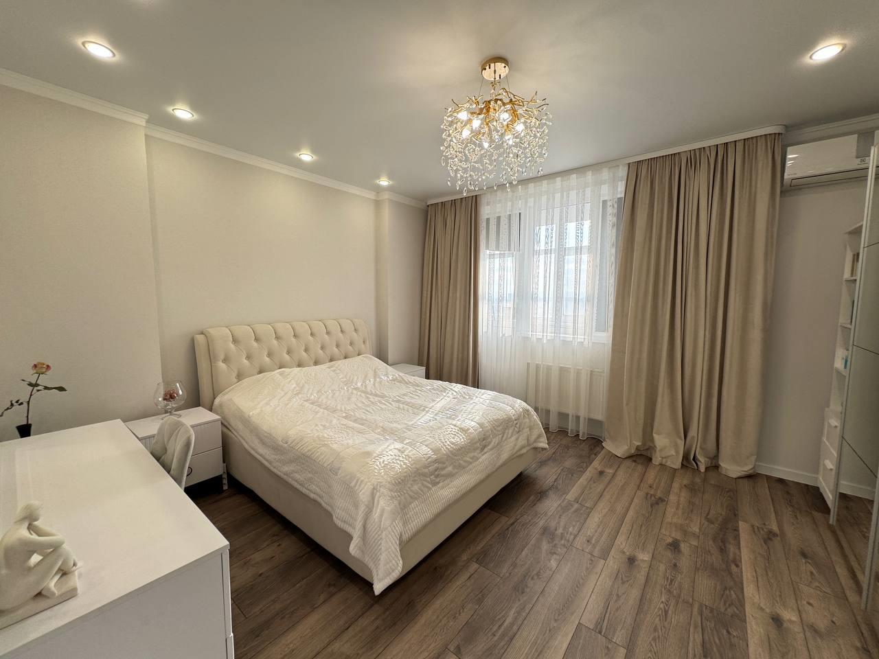 Фото №11: 2-комнатная квартира 100 м² - Краснодар, Центральный, мкр. Центральный внутригородской округ, ул. Ломоносова, 97