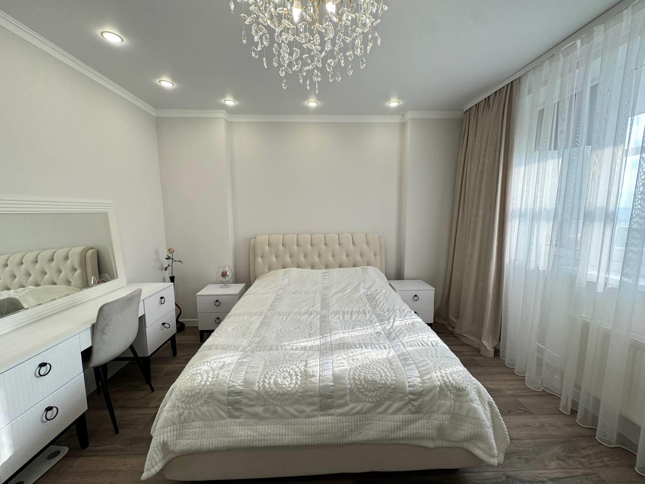 Фото №10: 2-комнатная квартира 100 м² - Краснодар, Центральный, мкр. Центральный внутригородской округ, ул. Ломоносова, 97