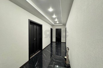 Фото №5: 2-комнатная квартира 100 м² - Краснодар, мкр. Центральный, ул. Ломоносова, 97