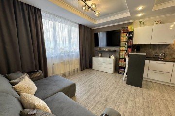 Фото №1: 2-комнатная квартира 100 м² - Краснодар, мкр. Центральный, ул. Ломоносова, 97