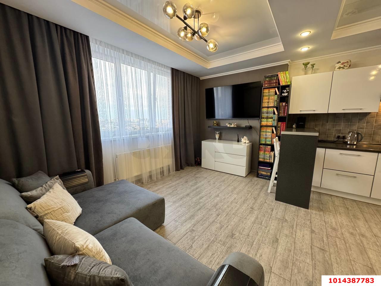 Фото №1: 2-комнатная квартира 100 м² - Краснодар, Центральный, ул. Ломоносова, 97