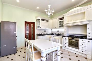 Фото №1: Дом 430 м² - Краснодар, мкр. Музыкальный, ул. Вербная, 4