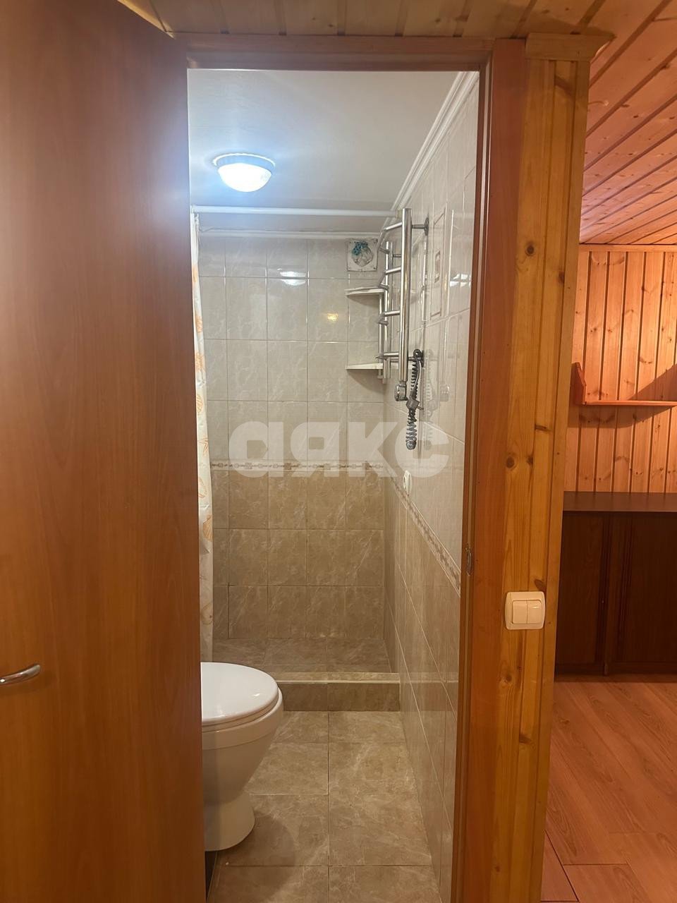 Фото №3: Коммерция 10 м² - Геленджик, ул. Короленко, 28