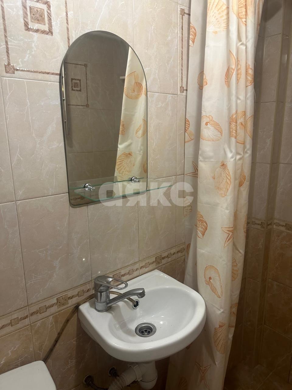 Фото №4: Коммерция 10 м² - Геленджик, ул. Короленко, 28