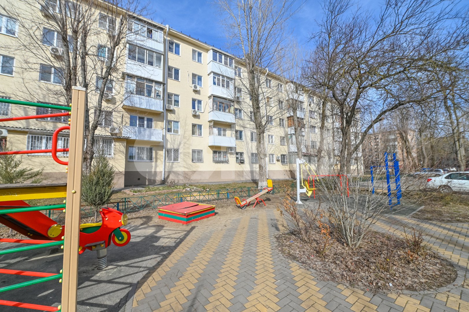 Фото №23: 3-комнатная квартира 45 м² - Ростов-на-Дону, Западный, пр-кт Коммунистический, 25/2