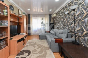 Фото №2: 3-комнатная квартира 45 м² - Ростов-на-Дону, мкр. Западный, пр-кт Коммунистический, 25/2