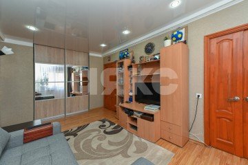 Фото №5: 3-комнатная квартира 45 м² - Ростов-на-Дону, мкр. Западный, пр-кт Коммунистический, 25/2