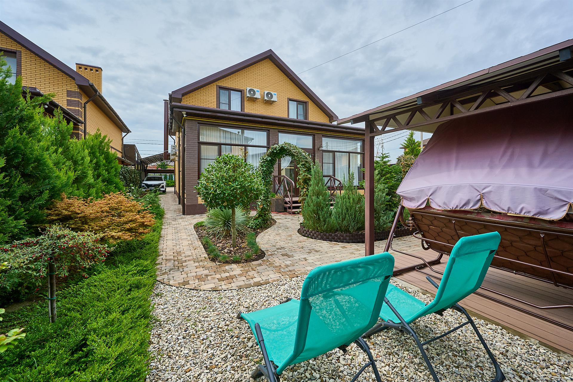 Фото №6: Дом 173 м² + 4.17 сот. - Краснодар, Прикубанский внутригородской округ, мкр. 2-я Площадка, ул. Дворцовая, 26