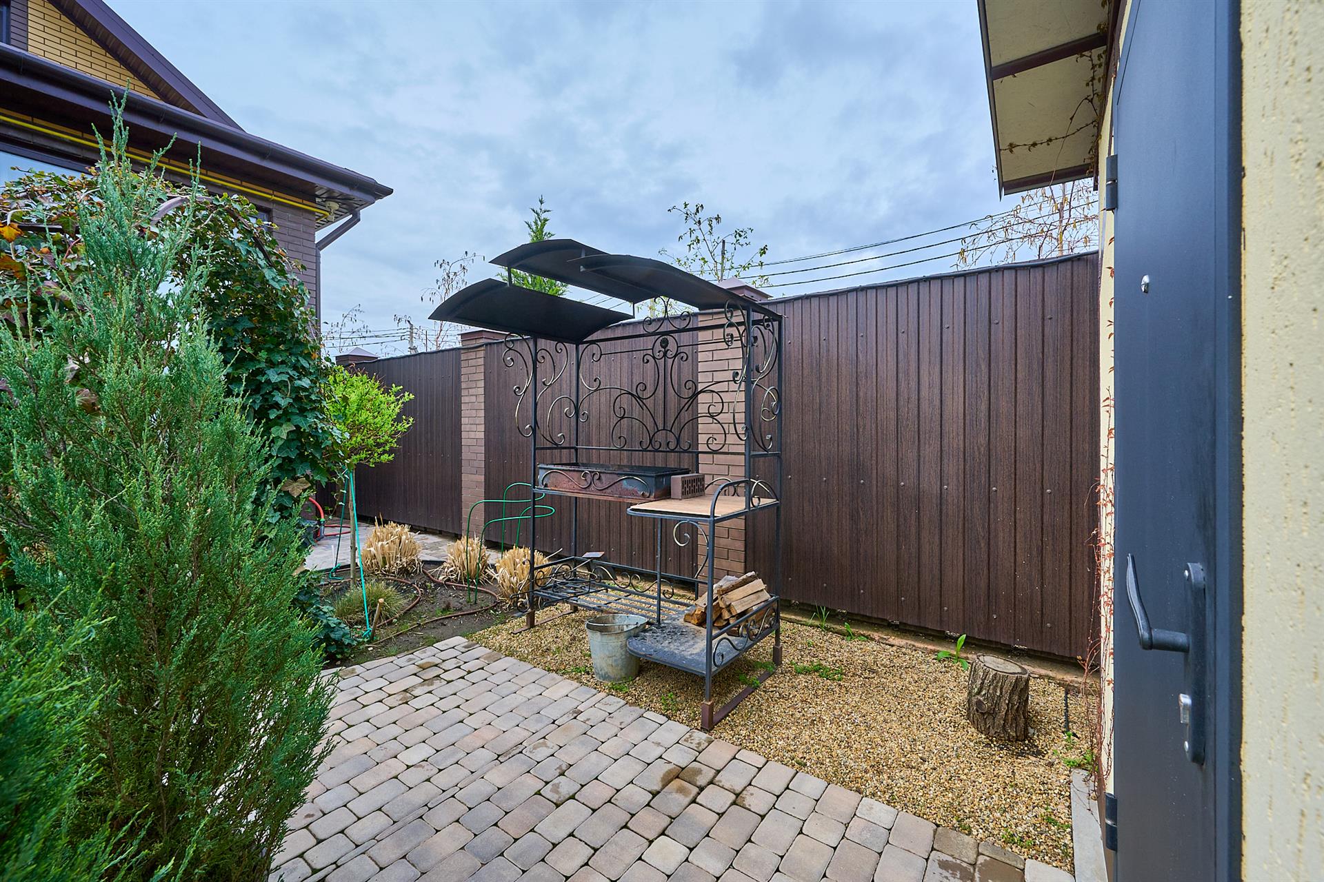 Фото №8: Дом 173 м² + 4.17 сот. - Краснодар, Прикубанский внутригородской округ, мкр. 2-я Площадка, ул. Дворцовая, 26