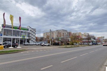 Фото №2: Торговое помещение 576 м² - Краснодар, мкр. Черёмушки, ул. Селезнёва, 22