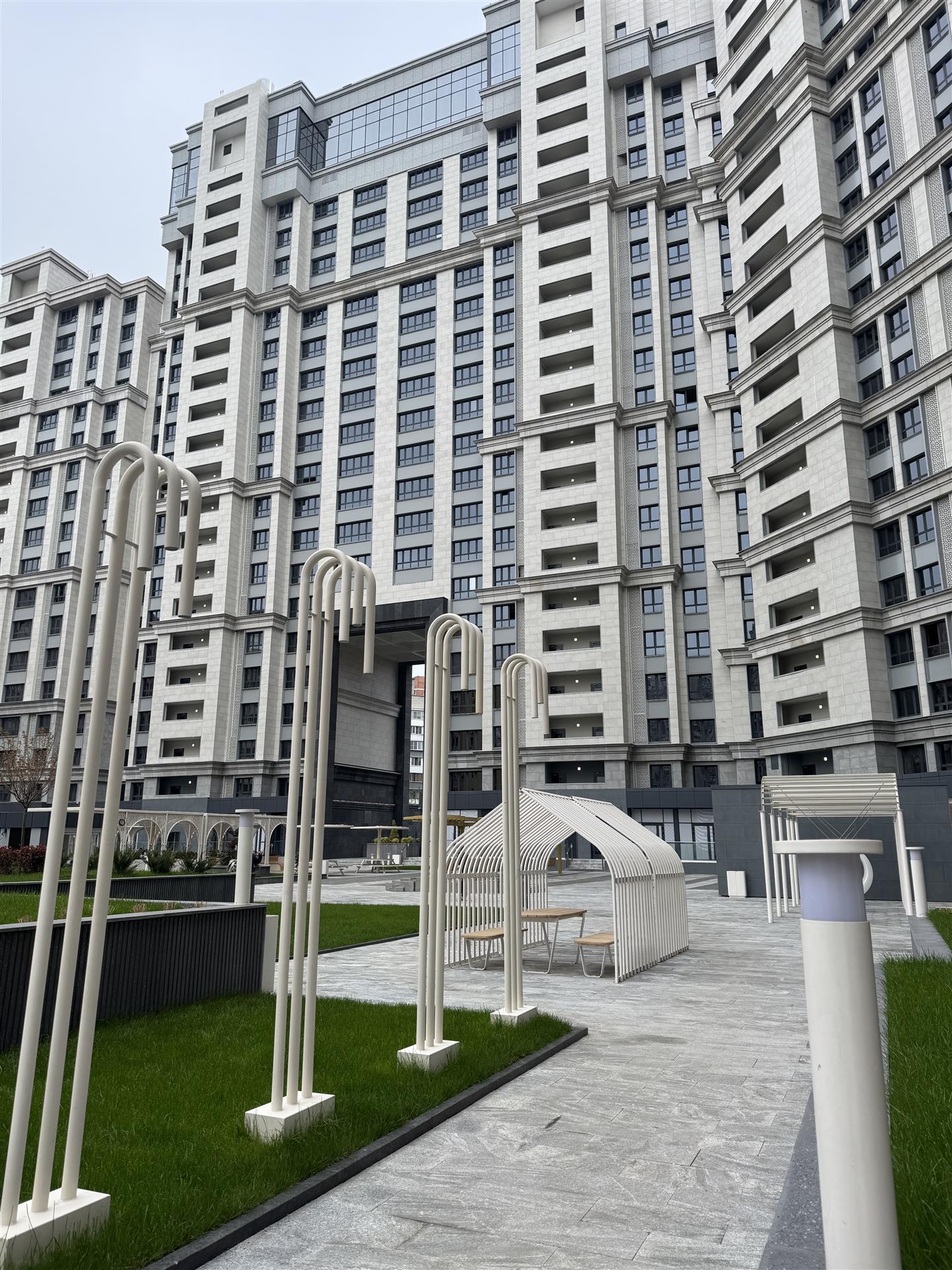 Фото №1: Студия 34 м² - Краснодар, Школьный, Прикубанский внутригородской округ, Круглик, мкр. жилой комплекс Сердце, ул. Школьная, 1