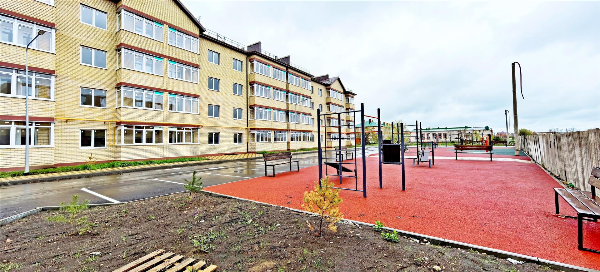 Фото №2: 1-комнатная квартира 42 м² - Адыгейск, ул. Эдепсукайская, 1/6