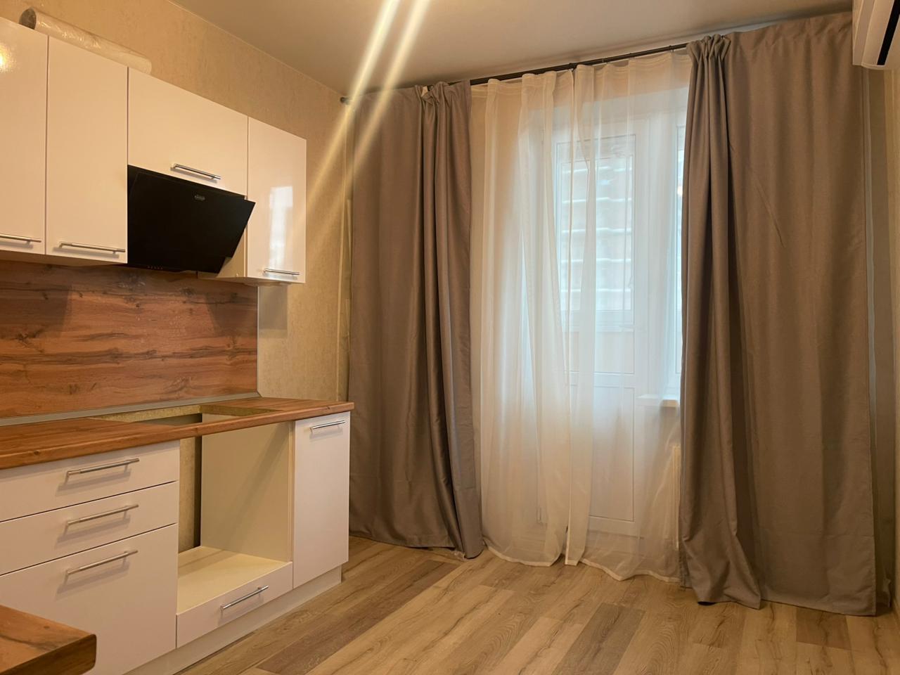 Фото №2: 1-комнатная квартира 40 м² - Краснодар, Карасунский внутригородской округ, жилой комплекс Мелодия, мкр. Гидростроителей, ул. Гидростроителей, 59/2