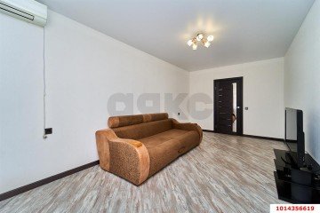 Фото №2: 2-комнатная квартира 60 м² - Краснодар, мкр. Дубинка, ул. 1-я Линия Поймы реки Кубань, 2