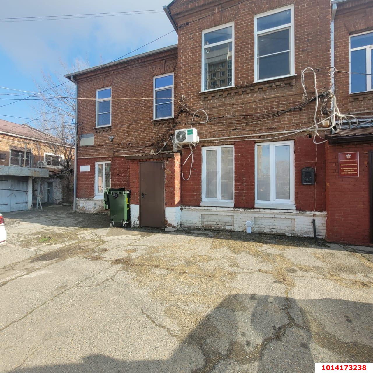 Фото №10: Студия 13 м² - Краснодар, Центральный, ул. Железнодорожная, 4