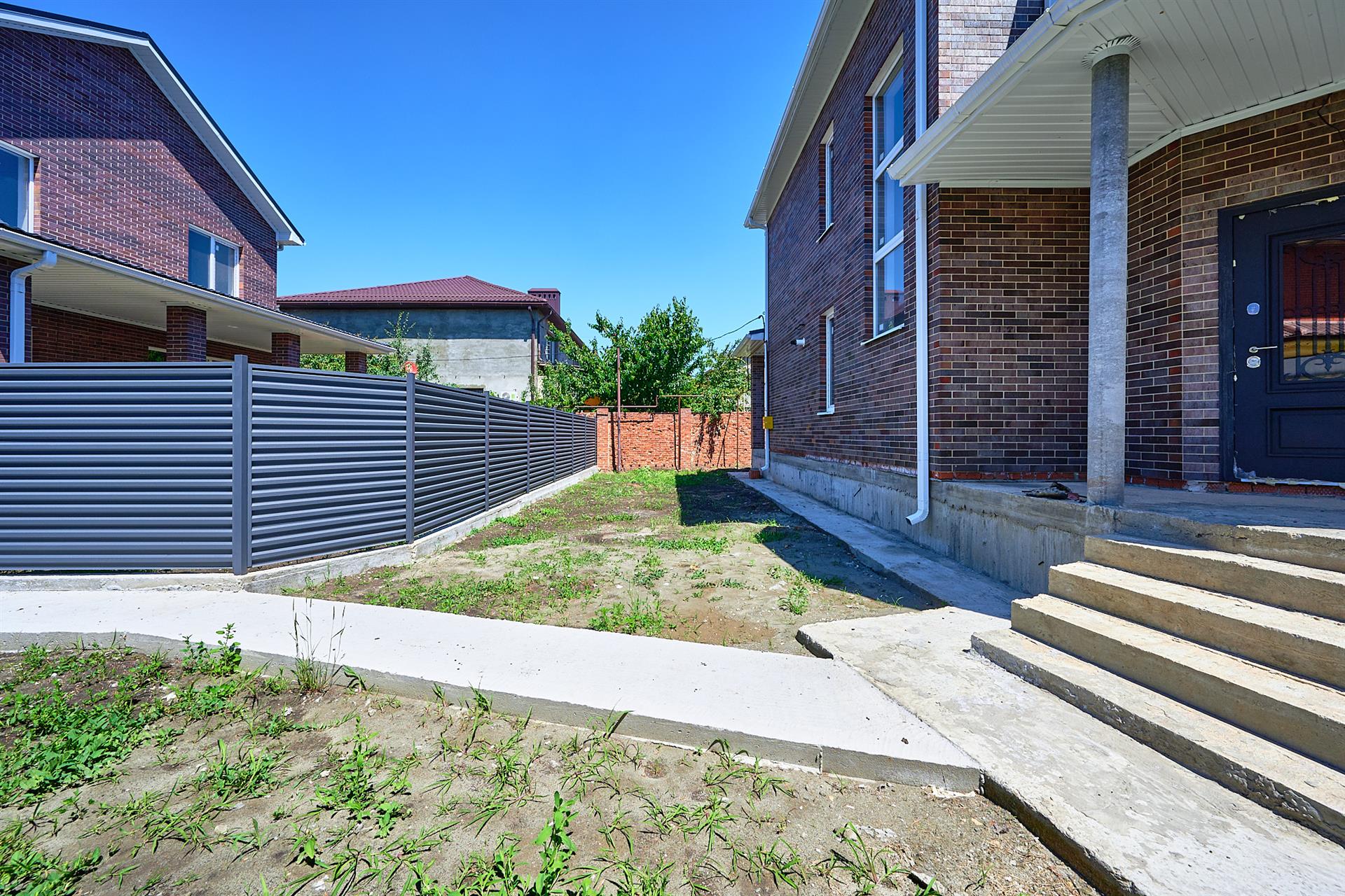 Фото №2: Дом 148 м² + 4.47 сот. - Краснодар, Прикубанский внутригородской округ, Завод Радиоизмерительных Приборов, п. Калинино, ул. Североморская, 26