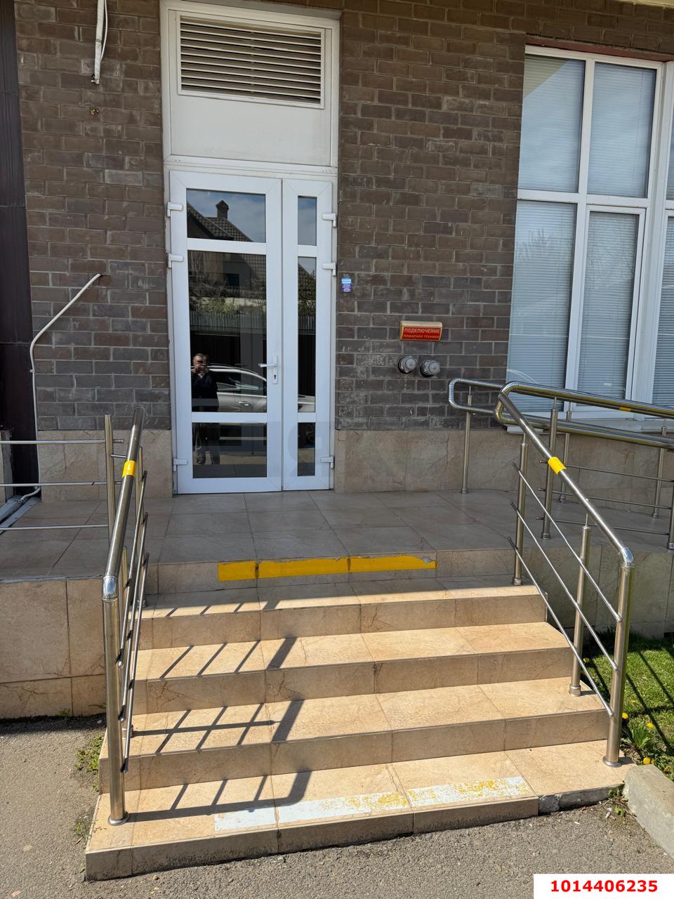 Фото №3: Торговое помещение 198 м² - Краснодар, жилой комплекс Притяжение, ул. Московская, 118к2