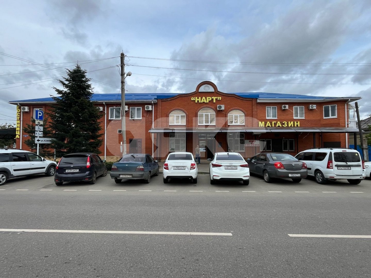 Фото №2: Коммерция 988 м² - Майкоп, Центр, ул. Кубанская, 100