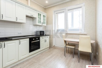 Фото №1: 1-комнатная квартира 36 м² - Краснодар, мкр. ЖК Флотилия, ул. имени 40-летия Победы, 178к5