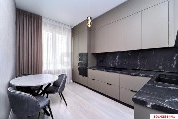 Фото №1: 3-комнатная квартира 82 м² - Краснодар, мкр. жилой комплекс Фонтаны, ул. Воронежская, 47/11