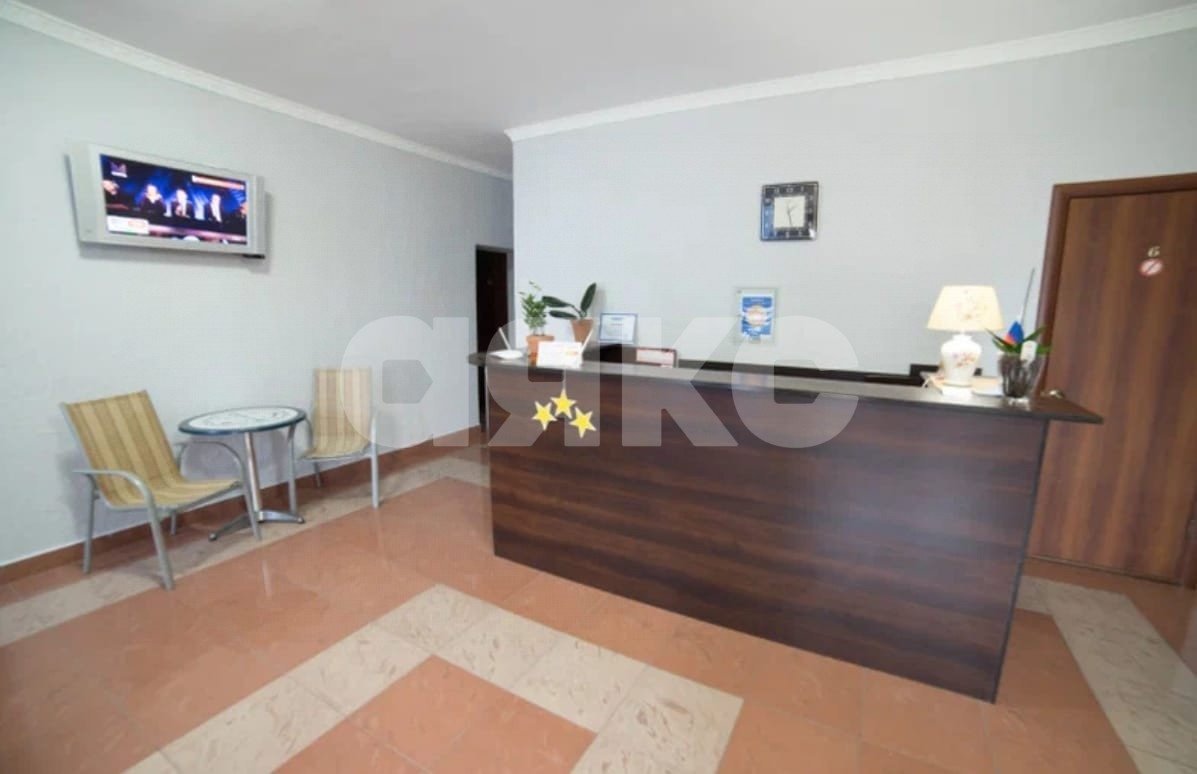 Фото №3: Коммерция 900 м² - Витязево, пер. Морской, 10