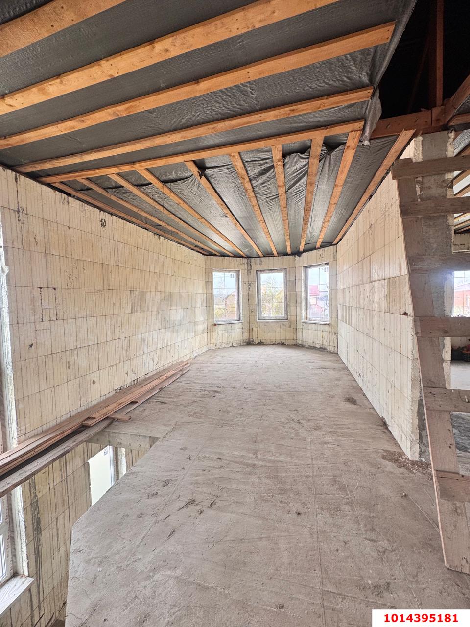 Фото №4: Дом 220 м² + 7.5 сот. - Южный, ул. Молодёжная, 73