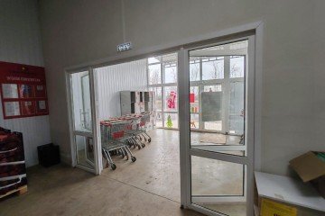 Фото №2: Торговое помещение 803 м² - Выселки, мкр. квартал Суворовка, ул. Народная, 59