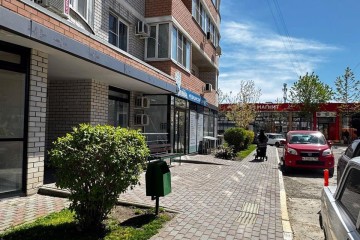 Фото №4: Торговое помещение 69 м² - Краснодар, мкр. жилой комплекс Инсити-Парк, ул. Командорская, 1/3