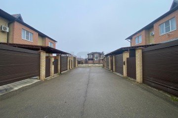 Фото №1: 4-комнатная квартира 125 м² - Российский, мкр. жилой комплекс Вилла Роз, ул. имени Академика Сахарова, 33к7