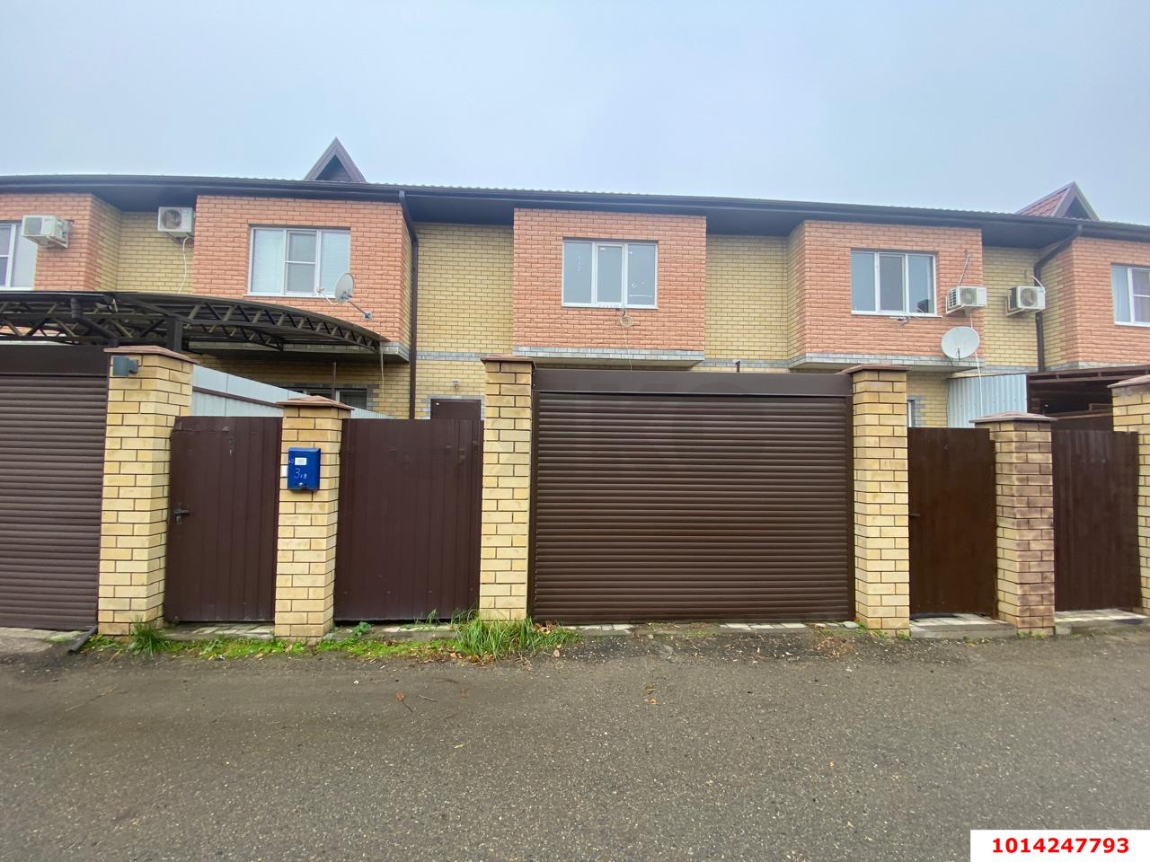 Фото №1: Дом 125 м² + 2 сот. - Российский, жилой комплекс Вилла Роз, мкр. Прикубанский внутригородской округ, ул. имени Академика Сахарова, 33к7